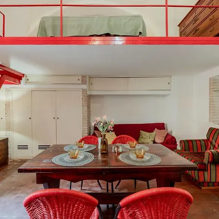 Lejlighed Guesthost - Charming Red Flat *