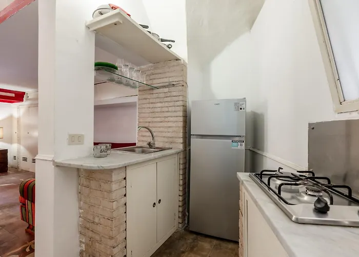 Lejlighed Guesthost - Charming Red Flat Catania