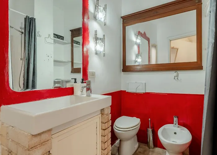 Guesthost - Charming Red Flat Catania